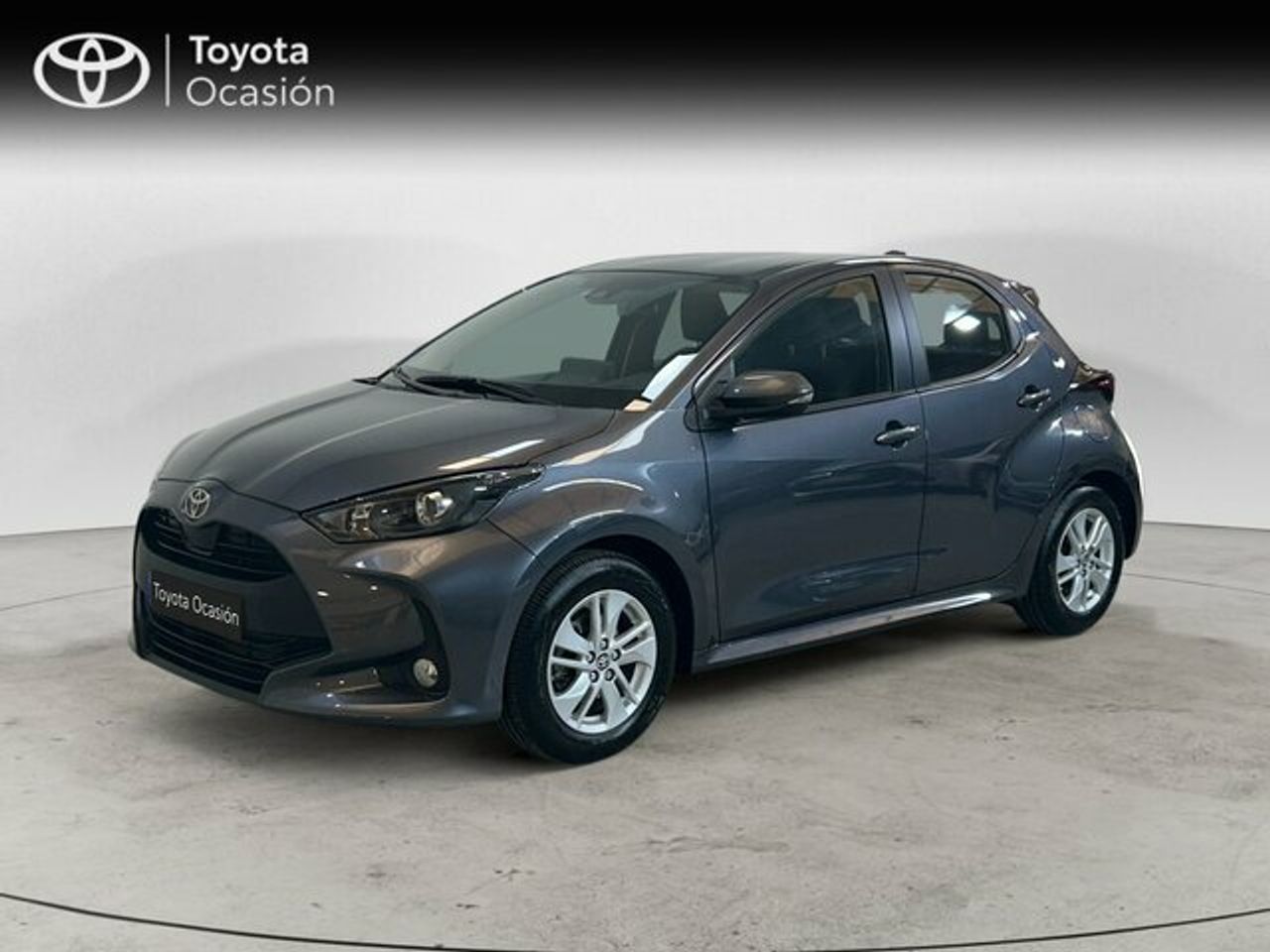 toyota yaris 2024 /