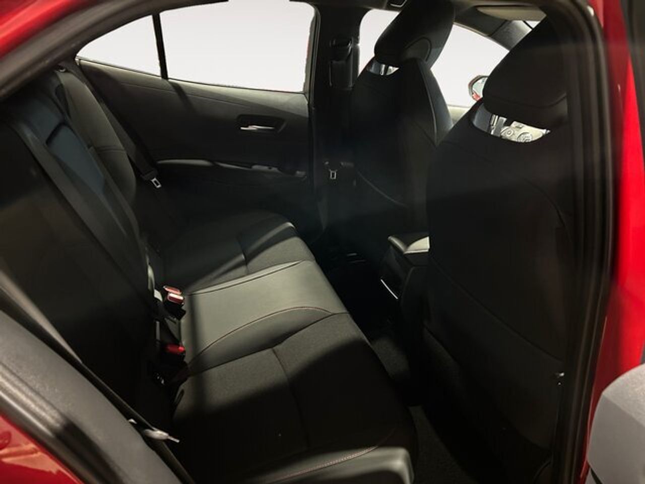 Toyota Corolla 5 puertas GR SPORT 140H e-CVT - foto 7