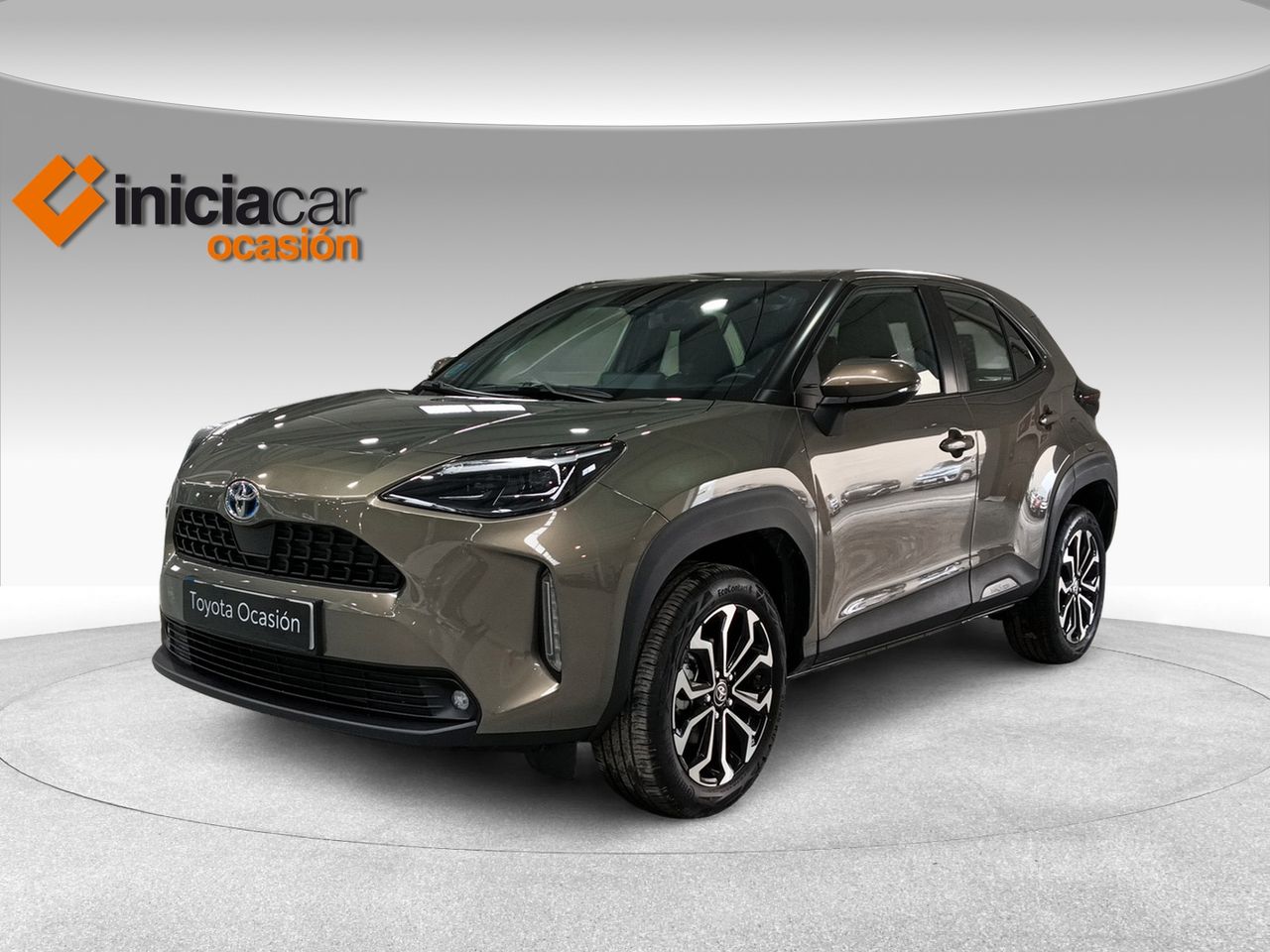 toyota yaris cross 2024 /