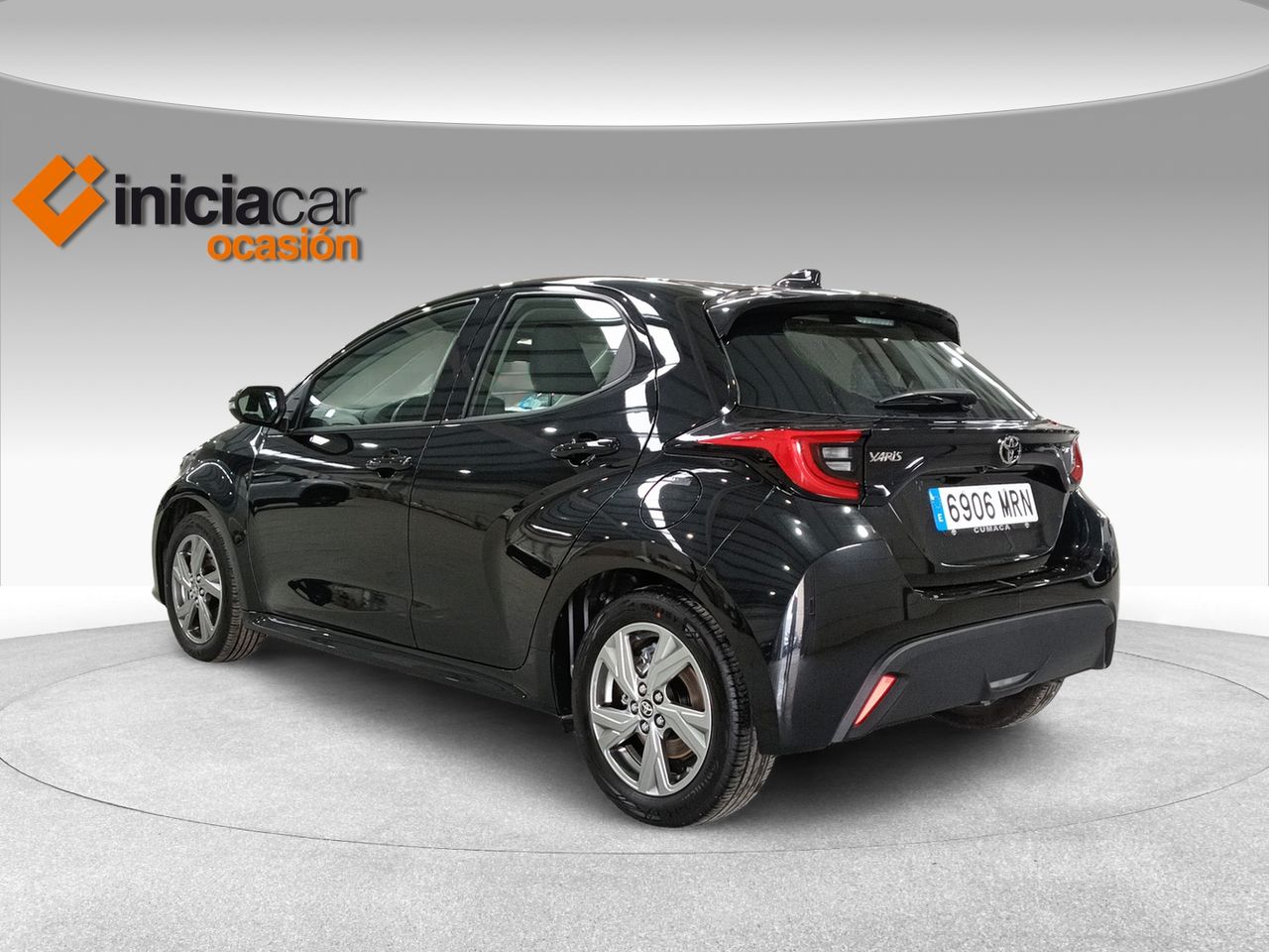 toyota yaris 2024 / foto grande (2)