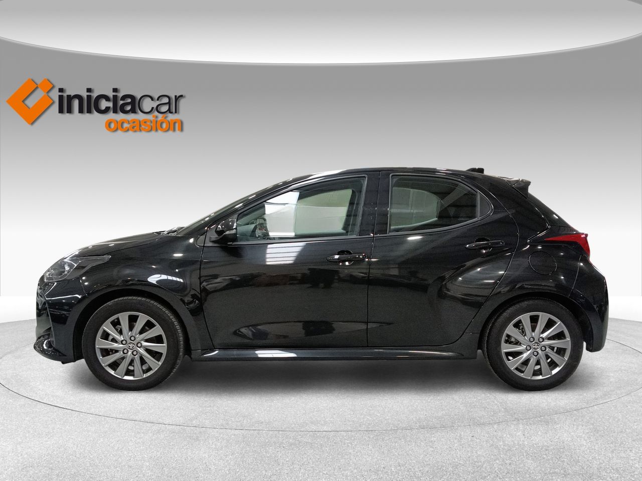 toyota yaris 2024 / foto grande (3)
