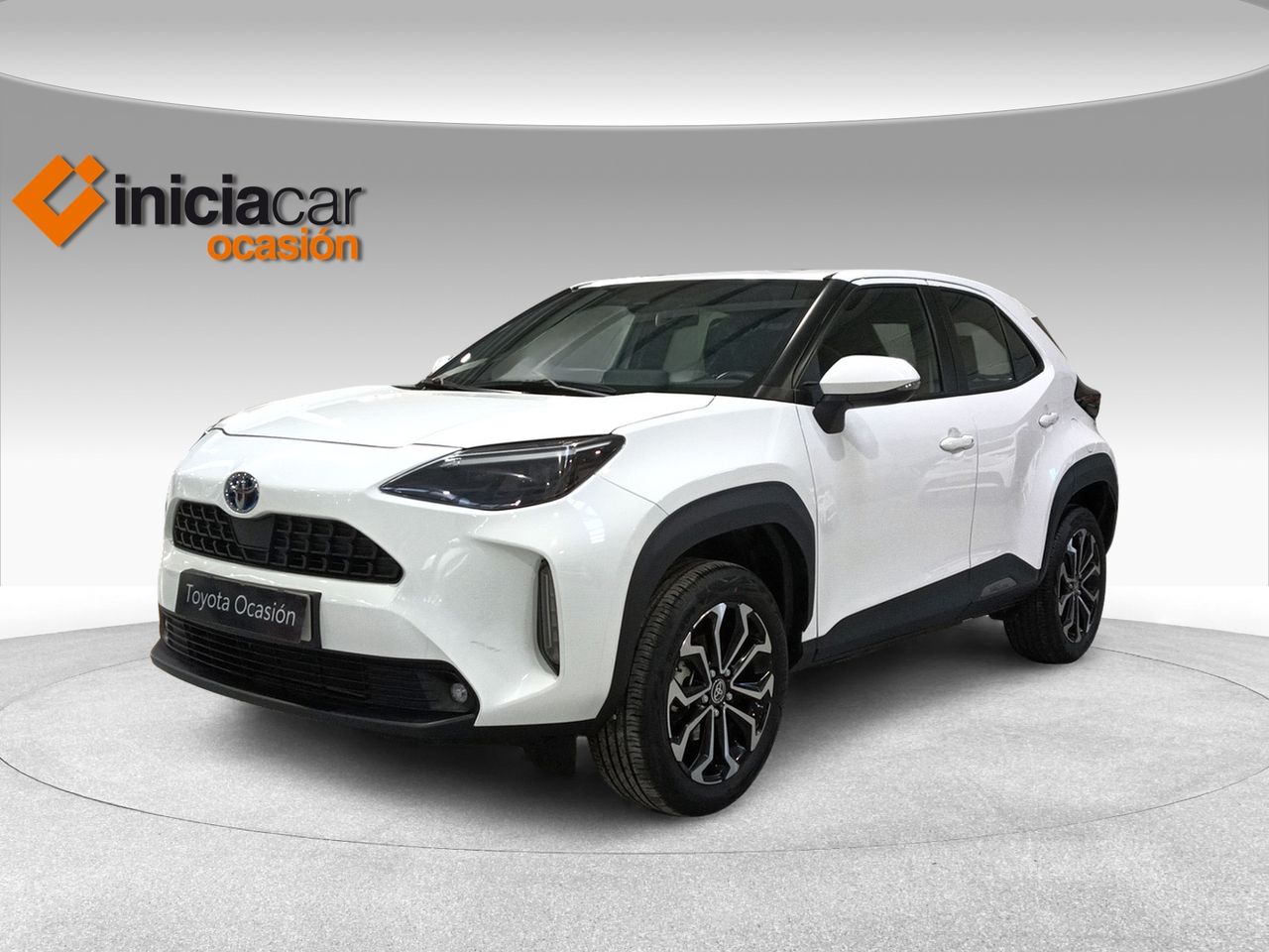 toyota yaris cross 2024 /