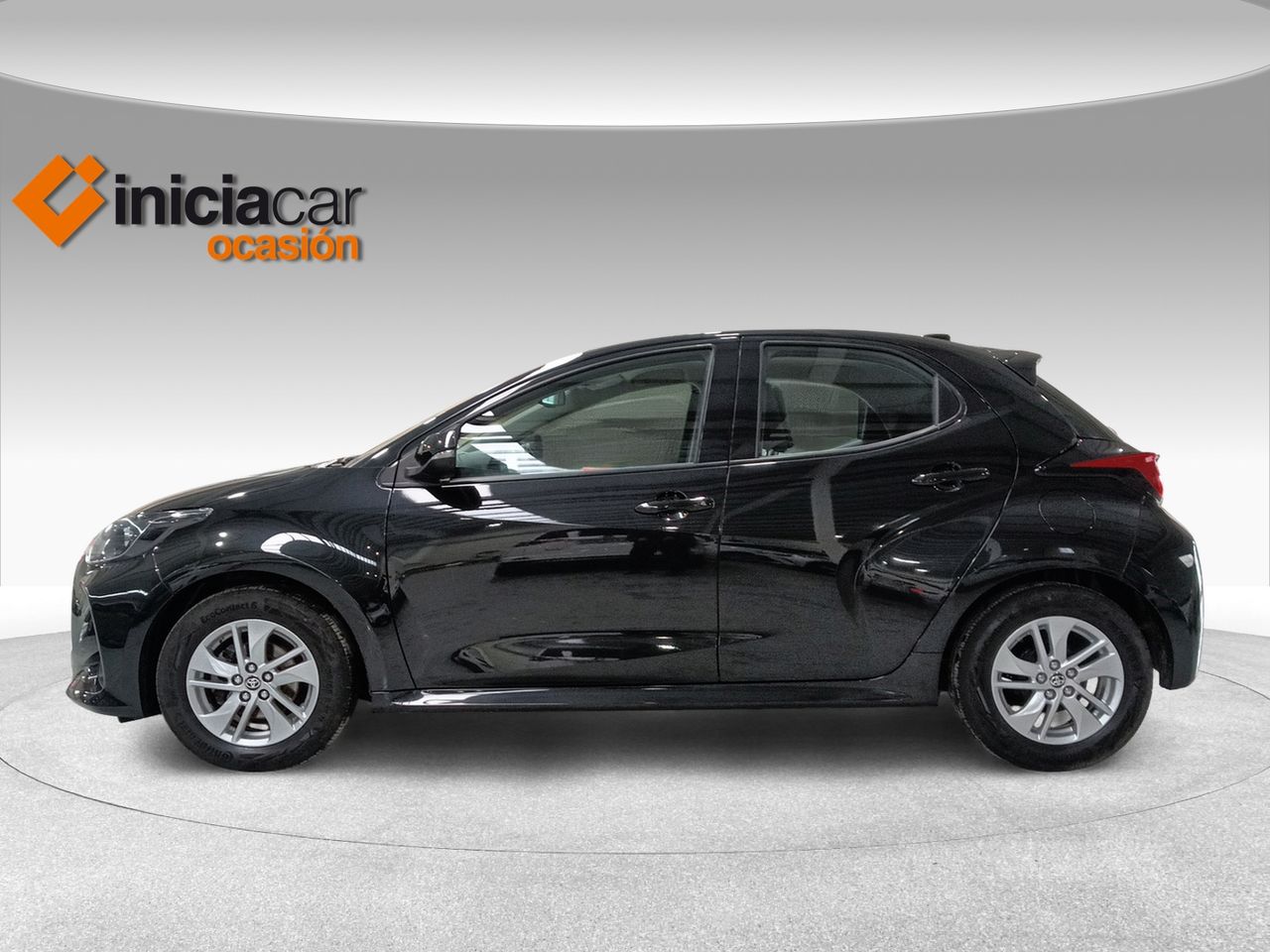 toyota yaris 2024 / foto grande (3)