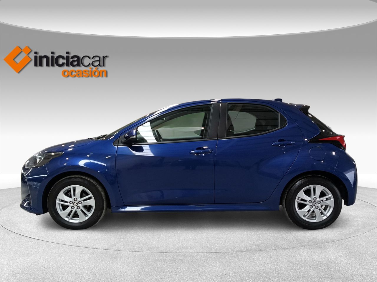 toyota yaris 2024 / foto grande (3)