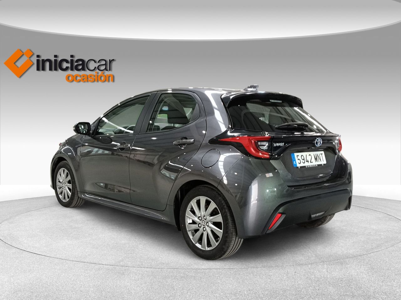 toyota yaris 2024 / foto grande (2)