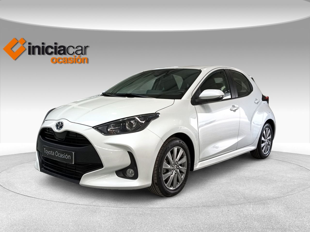 Toyota yaris hibrido 2021  de segunda mano - toyota yaris 2024 /