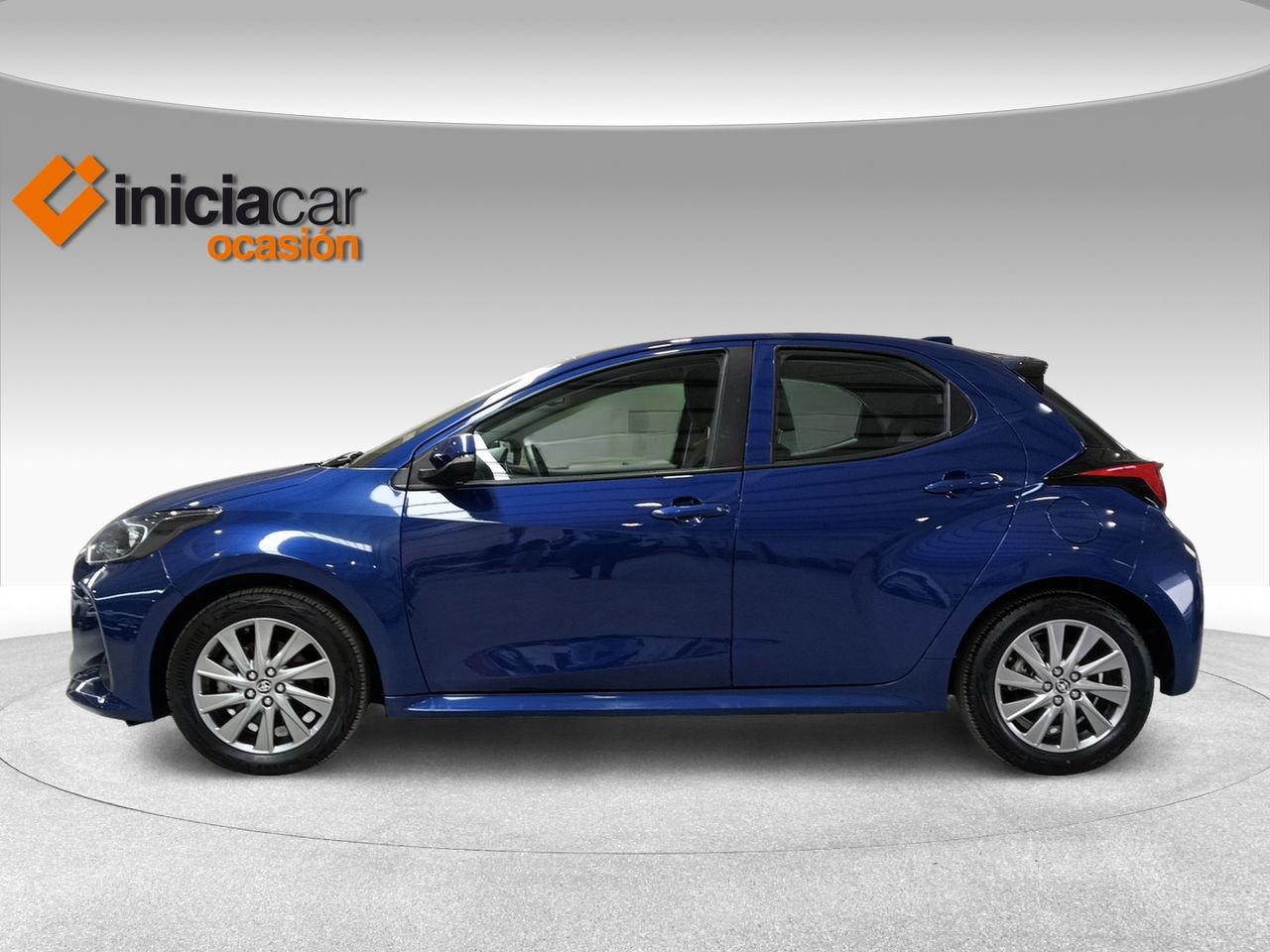 toyota yaris 2024 / foto grande (3)