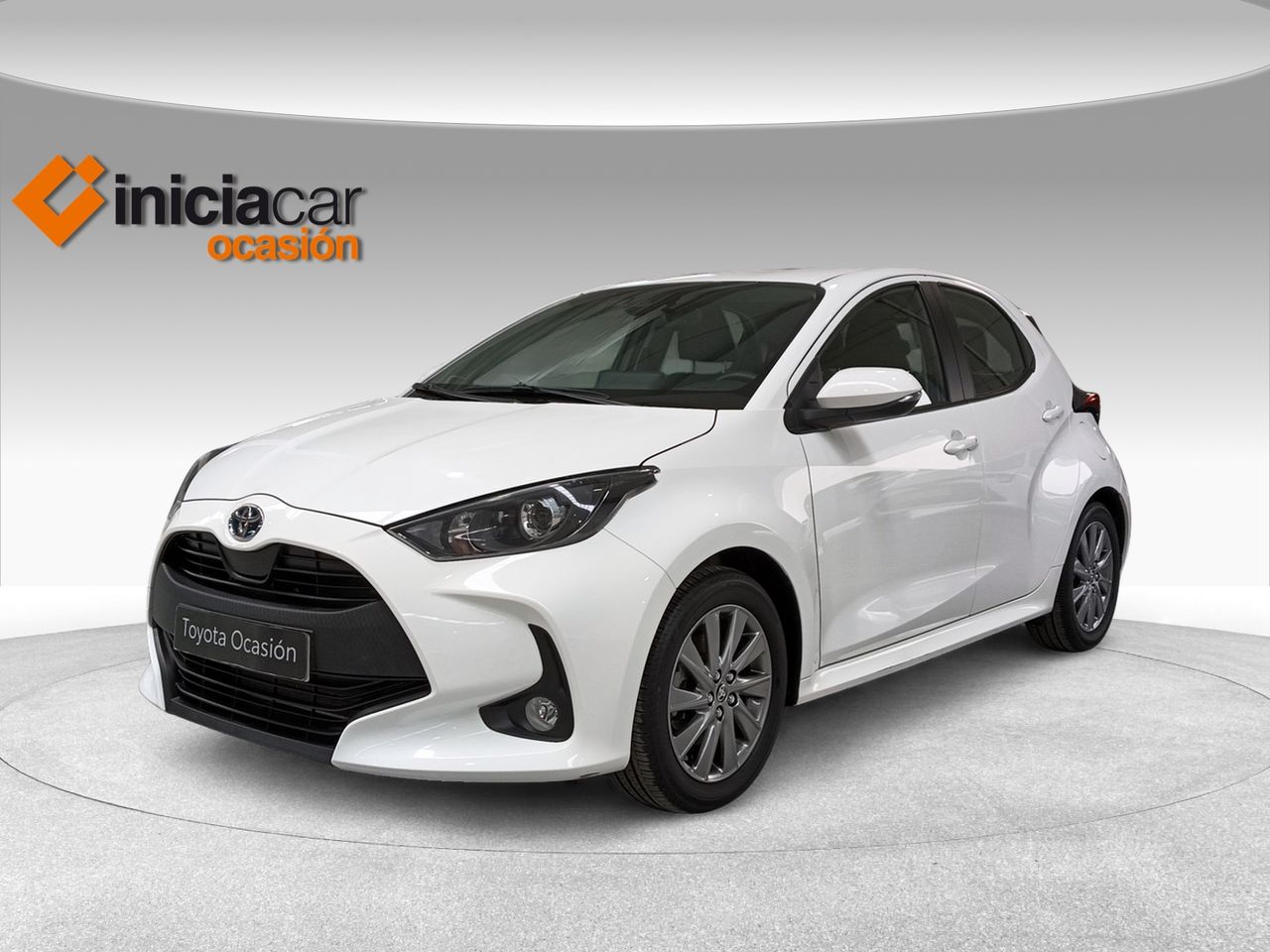 Foto toyota yaris 2024 /