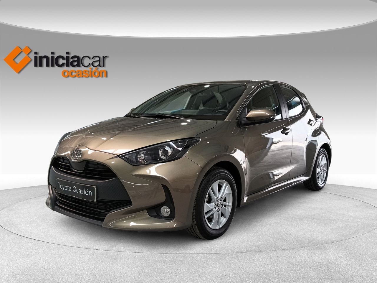 Foto toyota yaris 2024 /