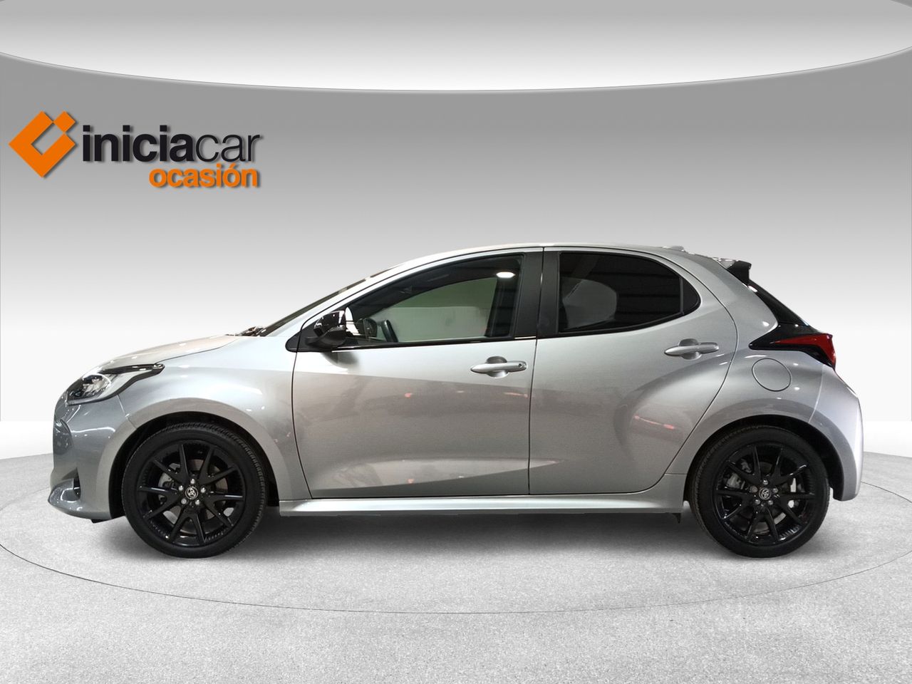 toyota yaris 2023 / foto grande (3)