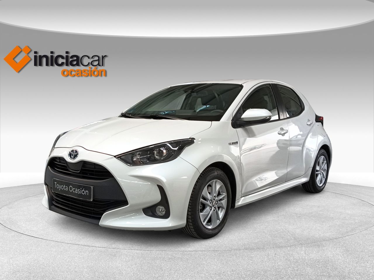 Foto toyota yaris 2021 /