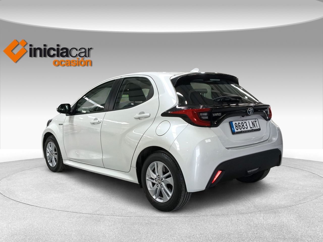 toyota yaris 2021 / foto grande (2)