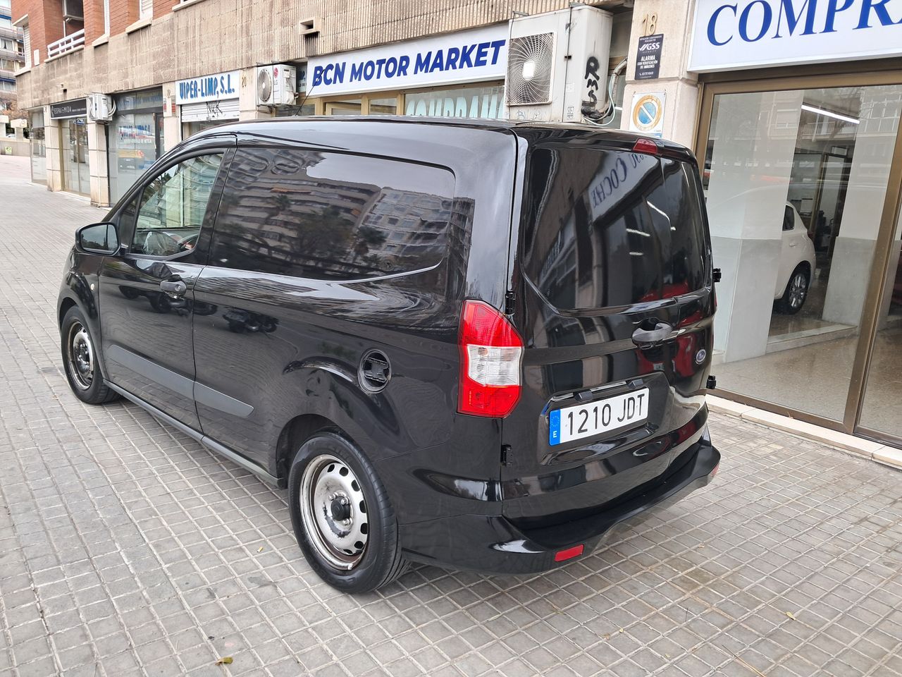 ford tourneo courier 2015 / foto grande (2)
