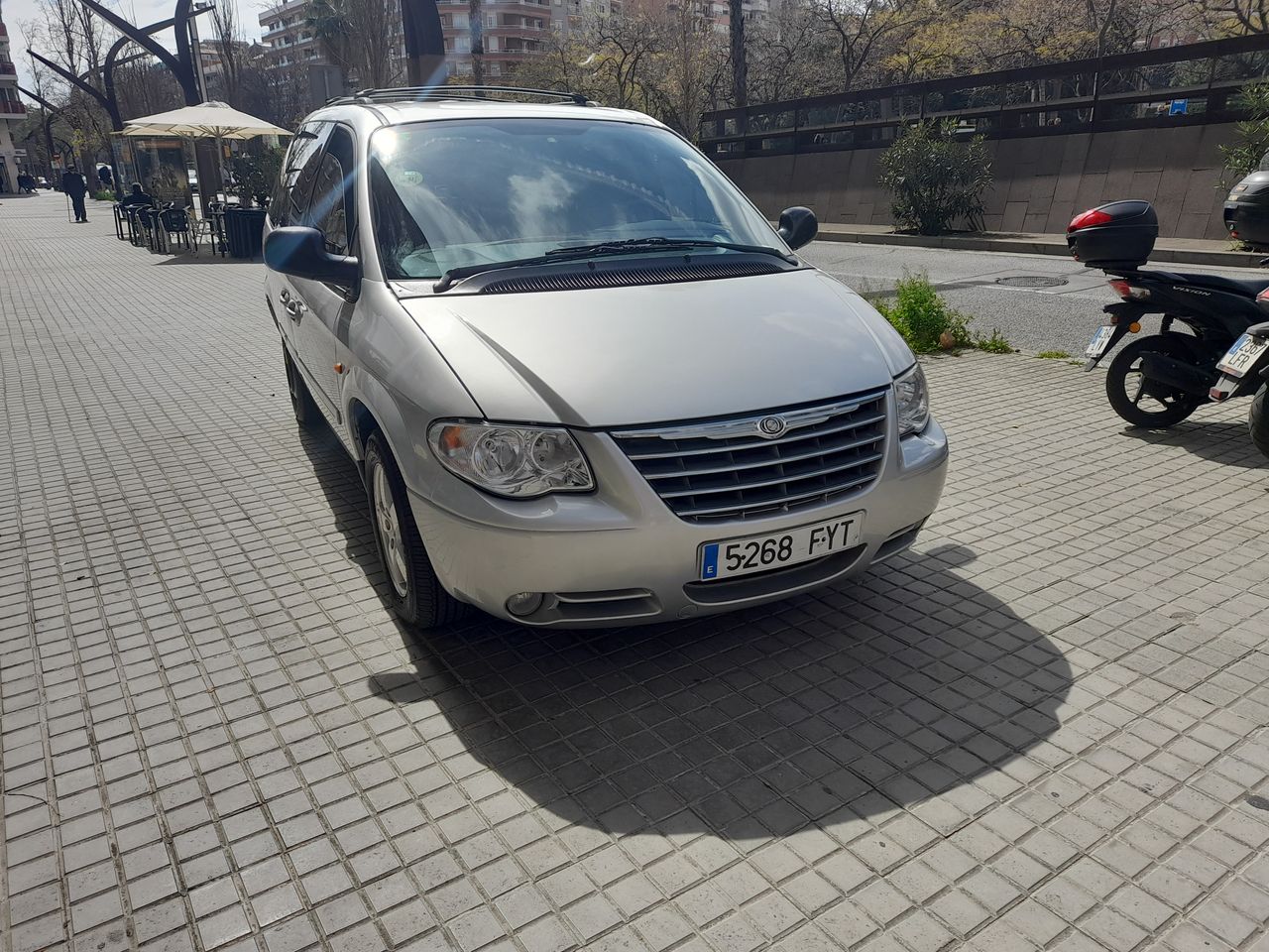 chrysler voyager 2007 / foto grande (2)