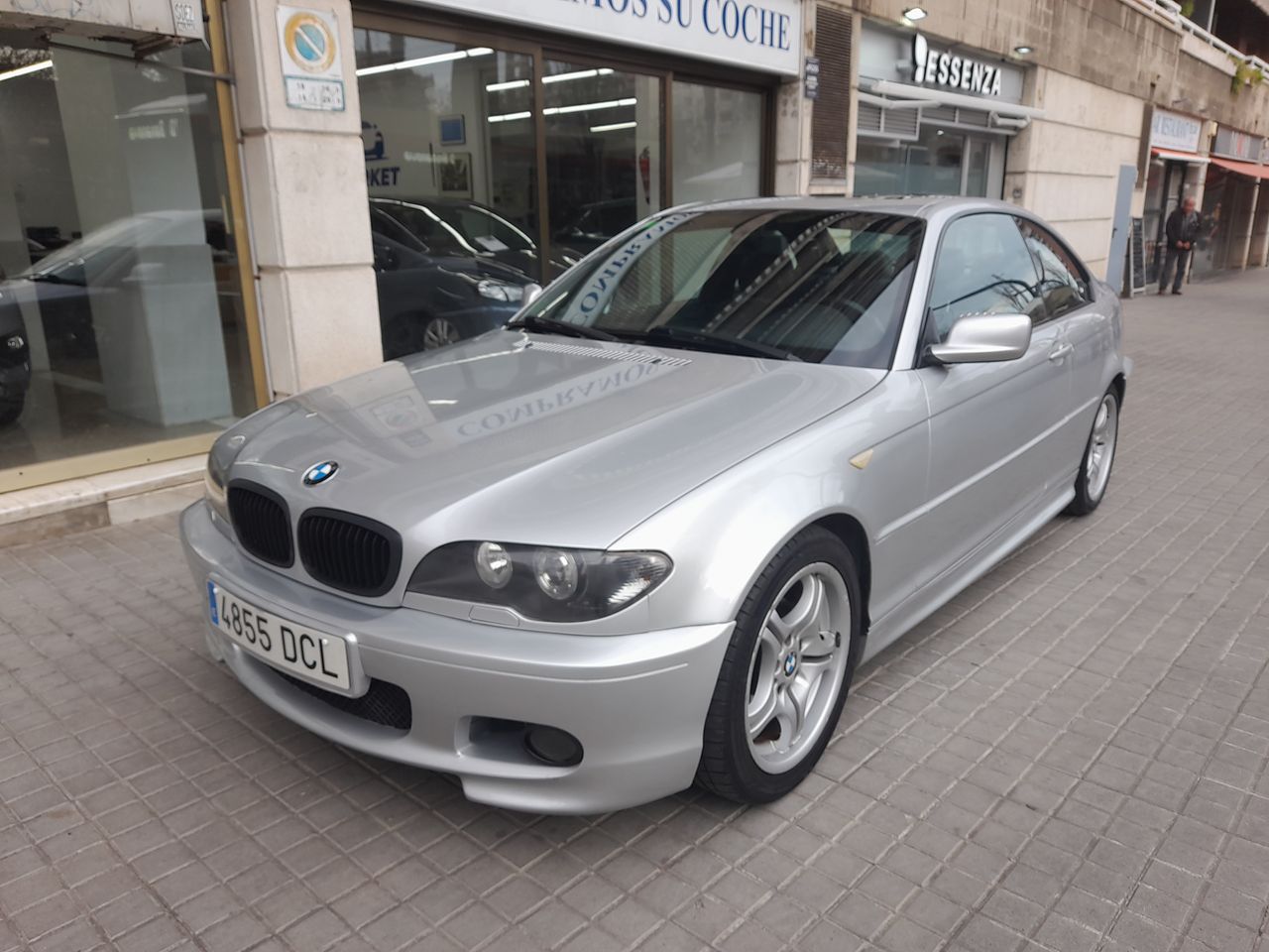 Foto bmw serie 3 2004 /