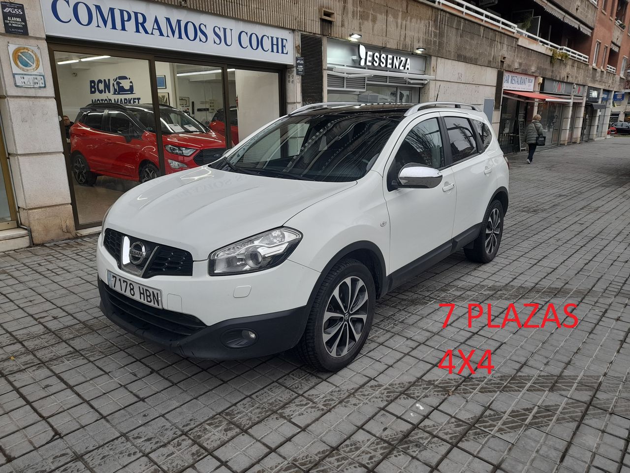 Foto nissan qashqai+2 2011 /