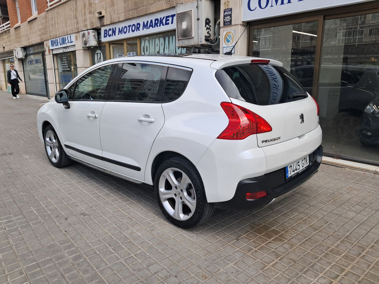 peugeot 3008 2010 / foto grande (2)