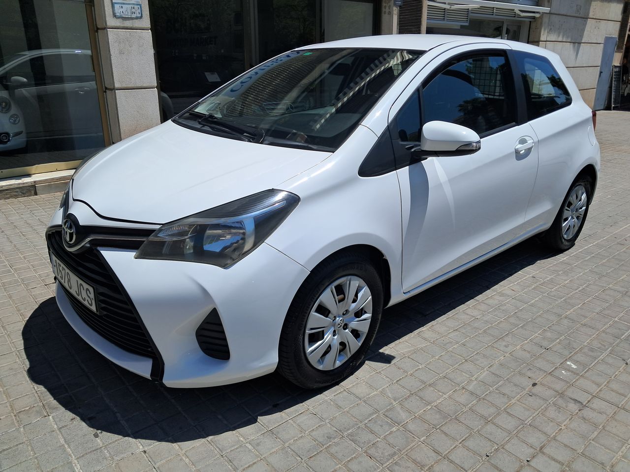 toyota yaris 2015 /