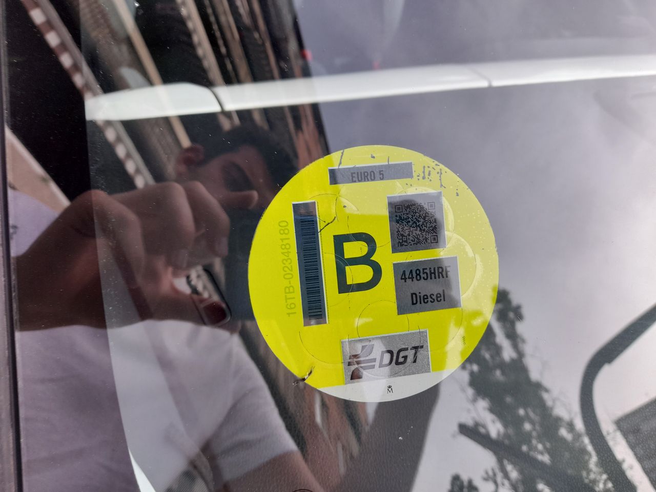 bg