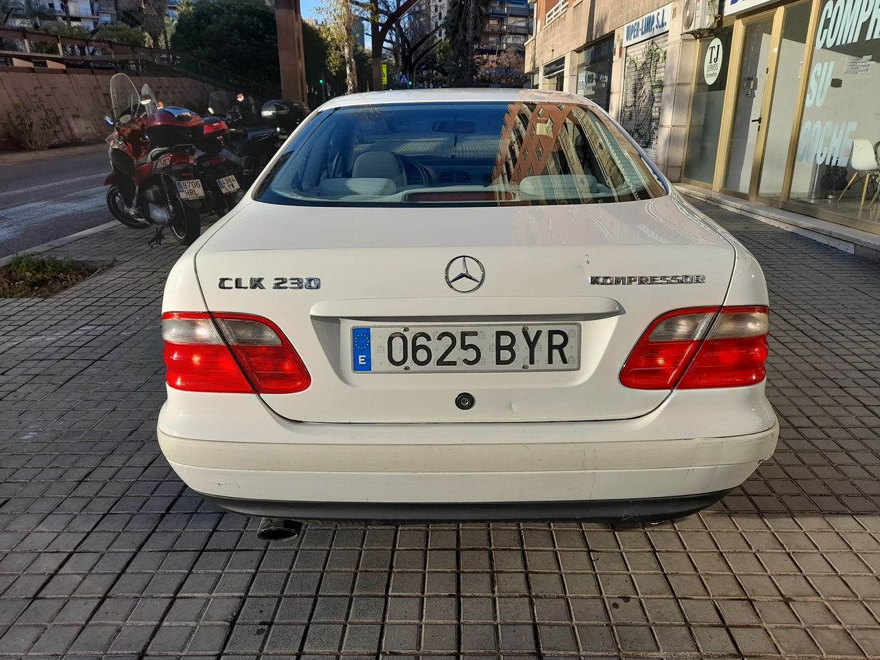bg