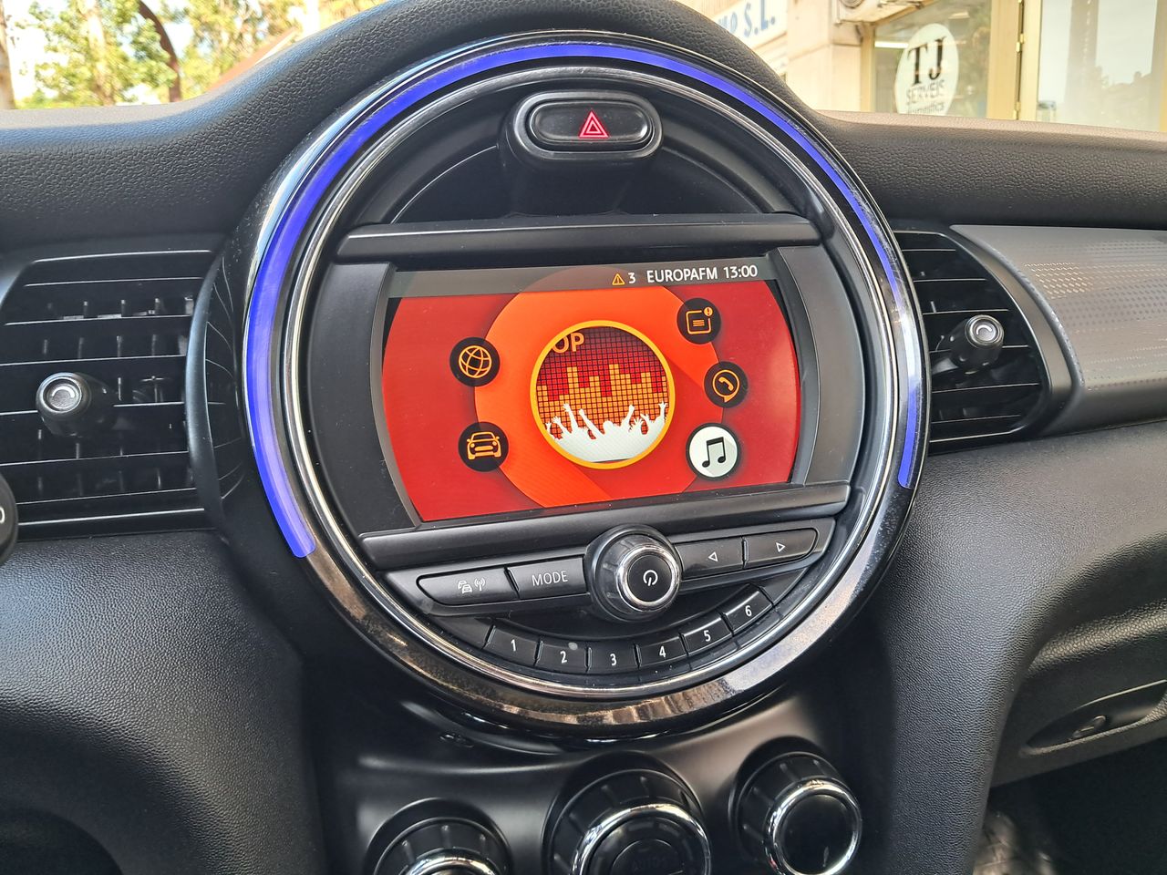 bg
