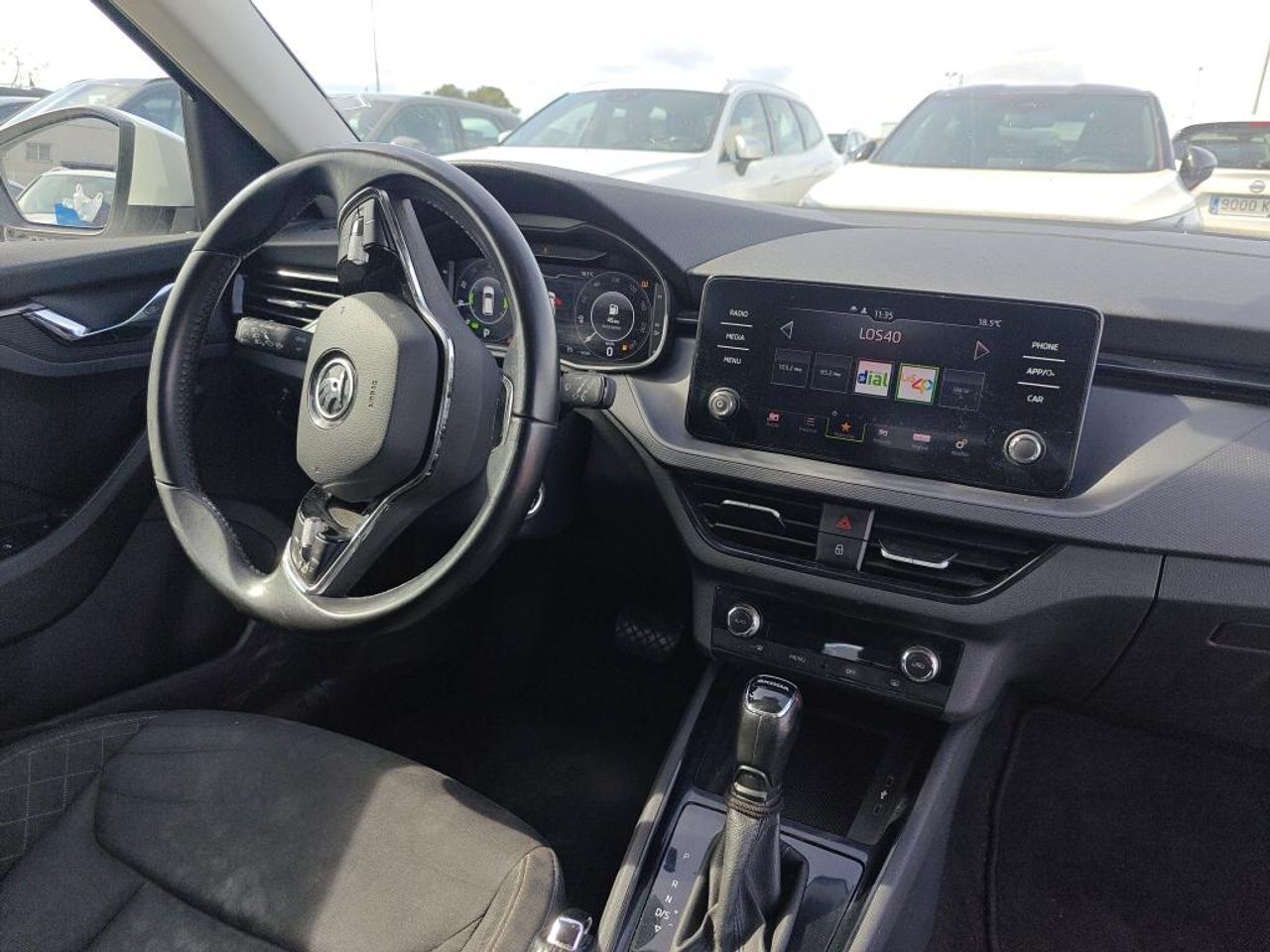 skoda kamiq 2021 / foto grande (3)