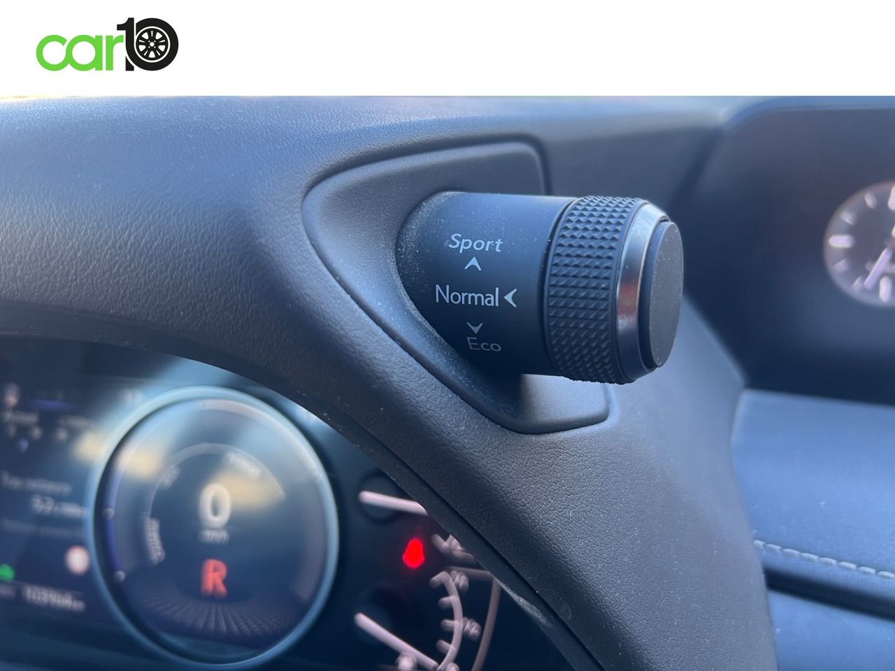 Lexus UX 2.0 250h Business  - Foto 18