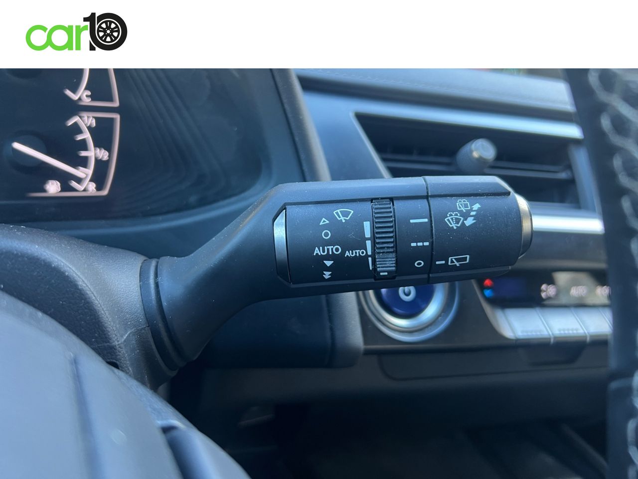 Lexus UX 2.0 250h Business  - Foto 20