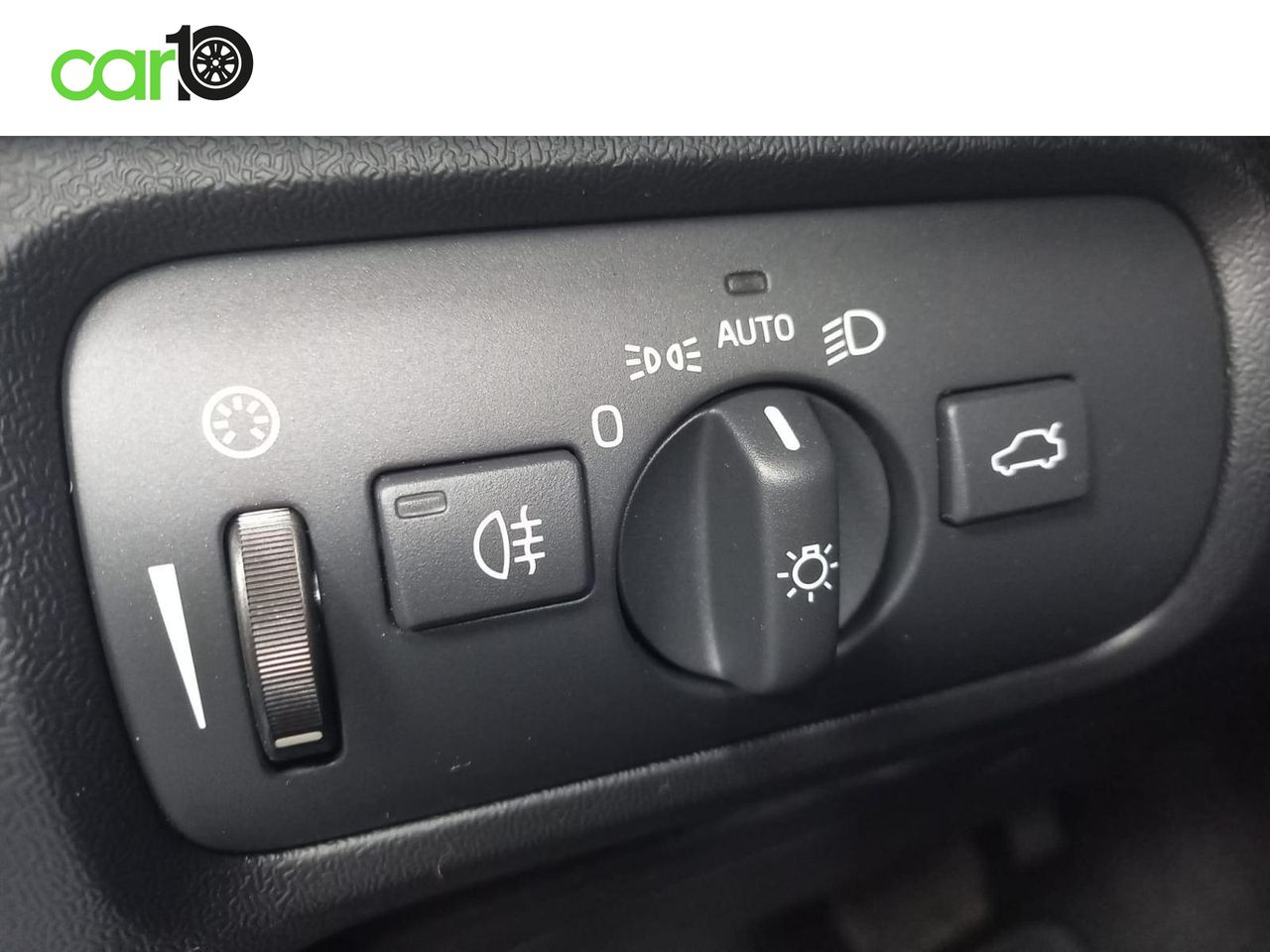 VOLVO V40 2.0 D2 MOMENTUM GEARTRONIC AUT  - Foto 18