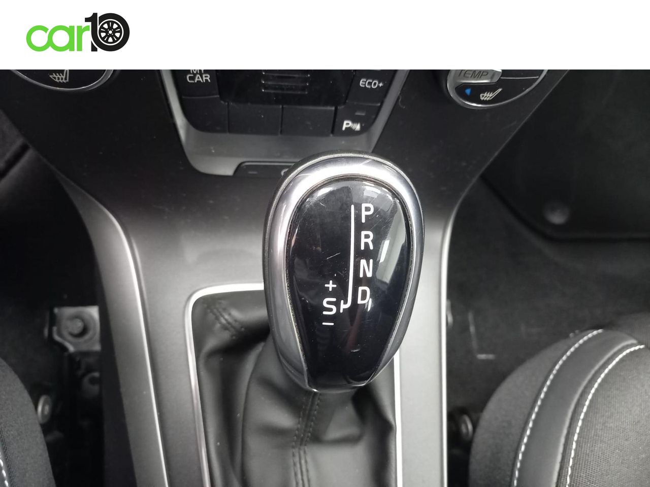 VOLVO V40 2.0 D2 MOMENTUM GEARTRONIC AUT  - Foto 10