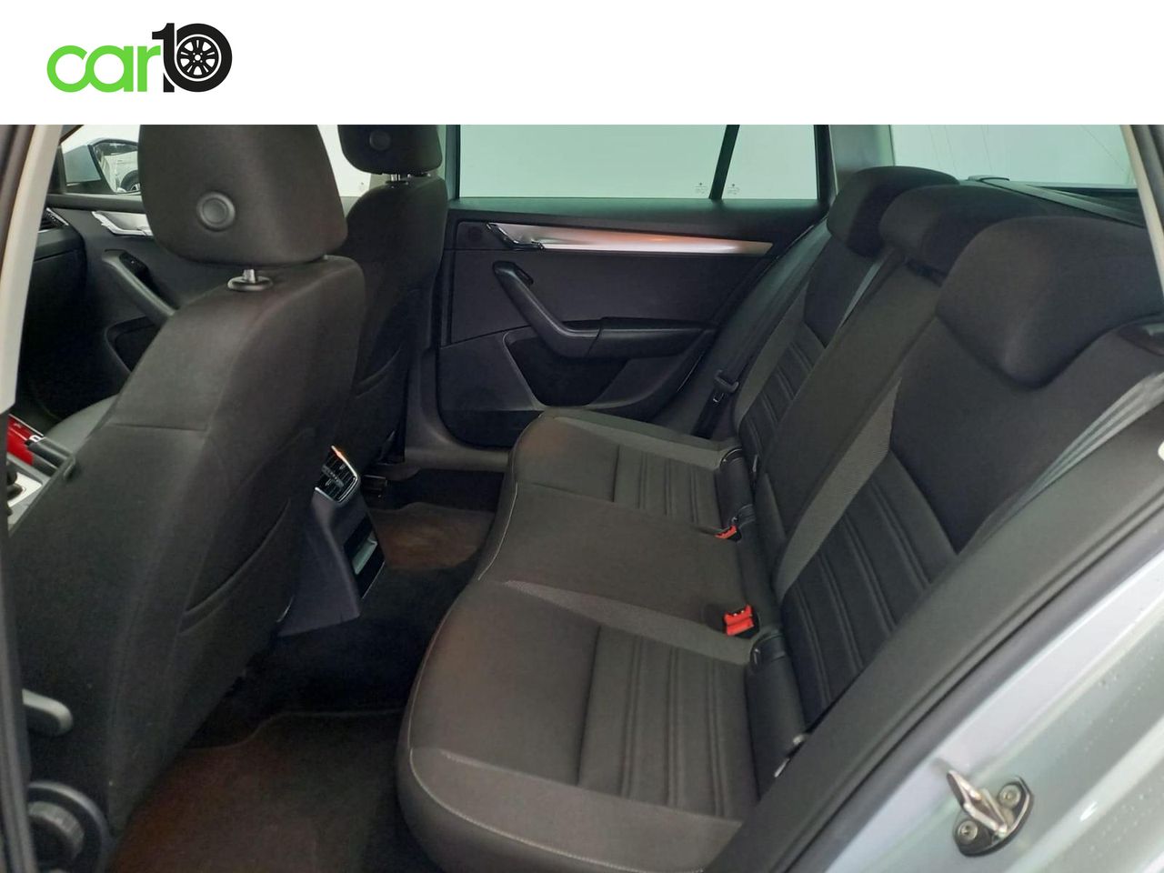 SKODA OCTAVIA COMBI 1.0 TSI AMBITION DSG AUT  - Foto 21