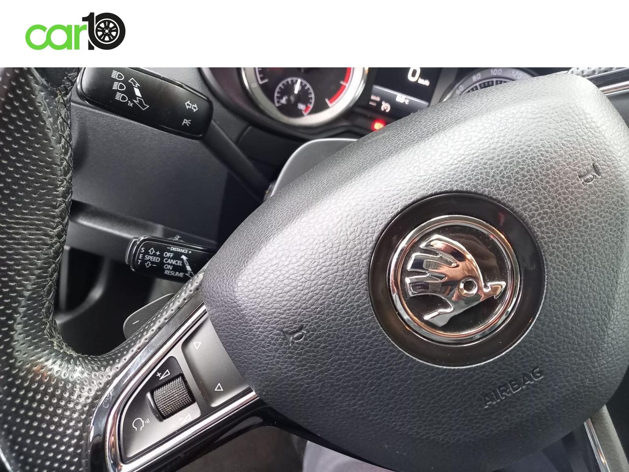 SKODA OCTAVIA COMBI 1.0 TSI AMBITION DSG AUT  - Foto 18