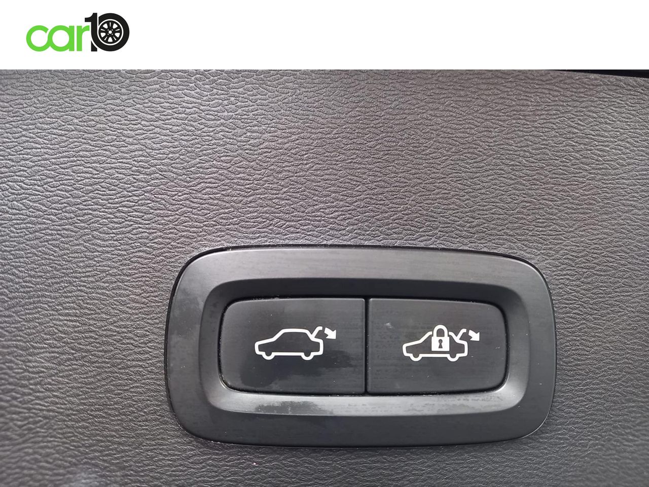 VOLVO XC40 T4 Recharge 129 + 82ch Business DCT 7  - Foto 40