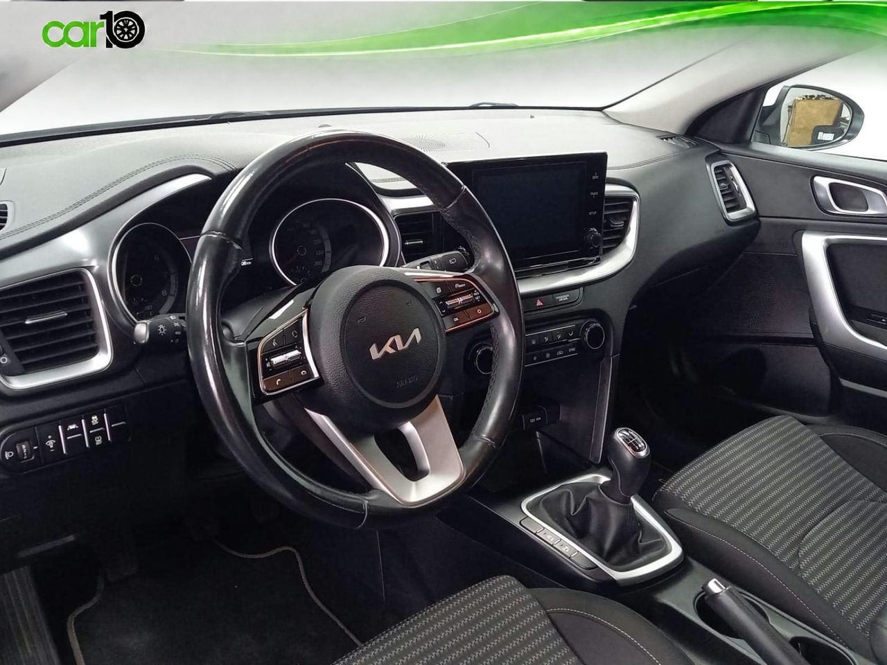 KIA XCEED 1.0 T-GDI DRIVE 88KW (120CV)  - Foto 9