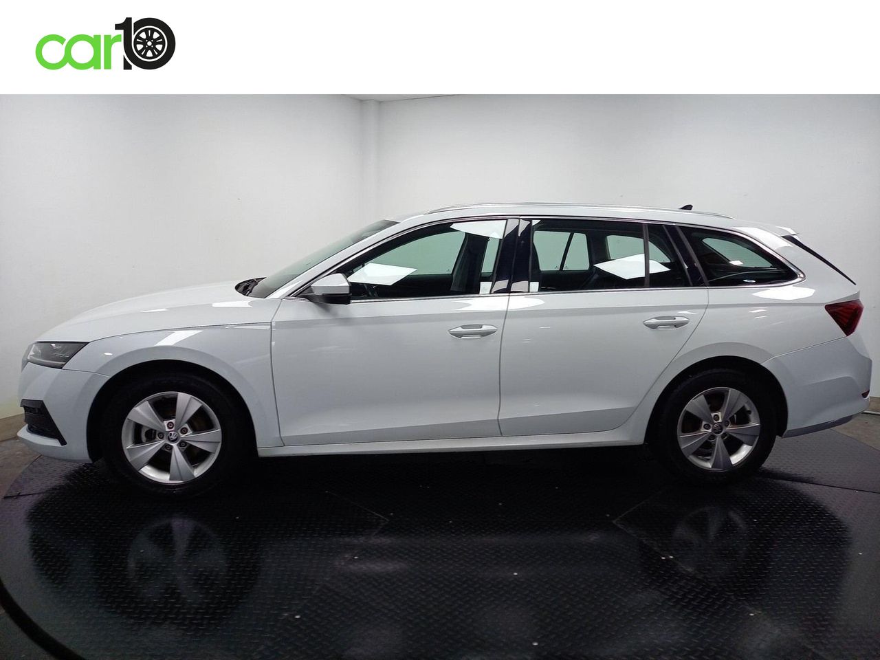 SKODA OCTAVIA Combi 1.0 TSI 81kW 110CV DSG MHEV Ambi.  - Foto 7