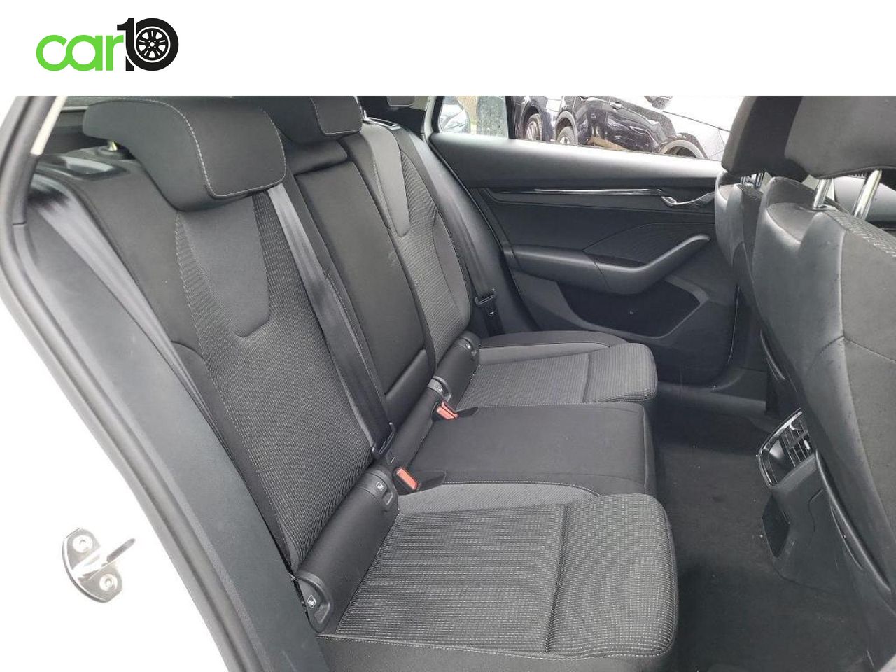 SKODA OCTAVIA Combi 1.0 TSI 81kW 110CV DSG MHEV Ambi.  - Foto 8