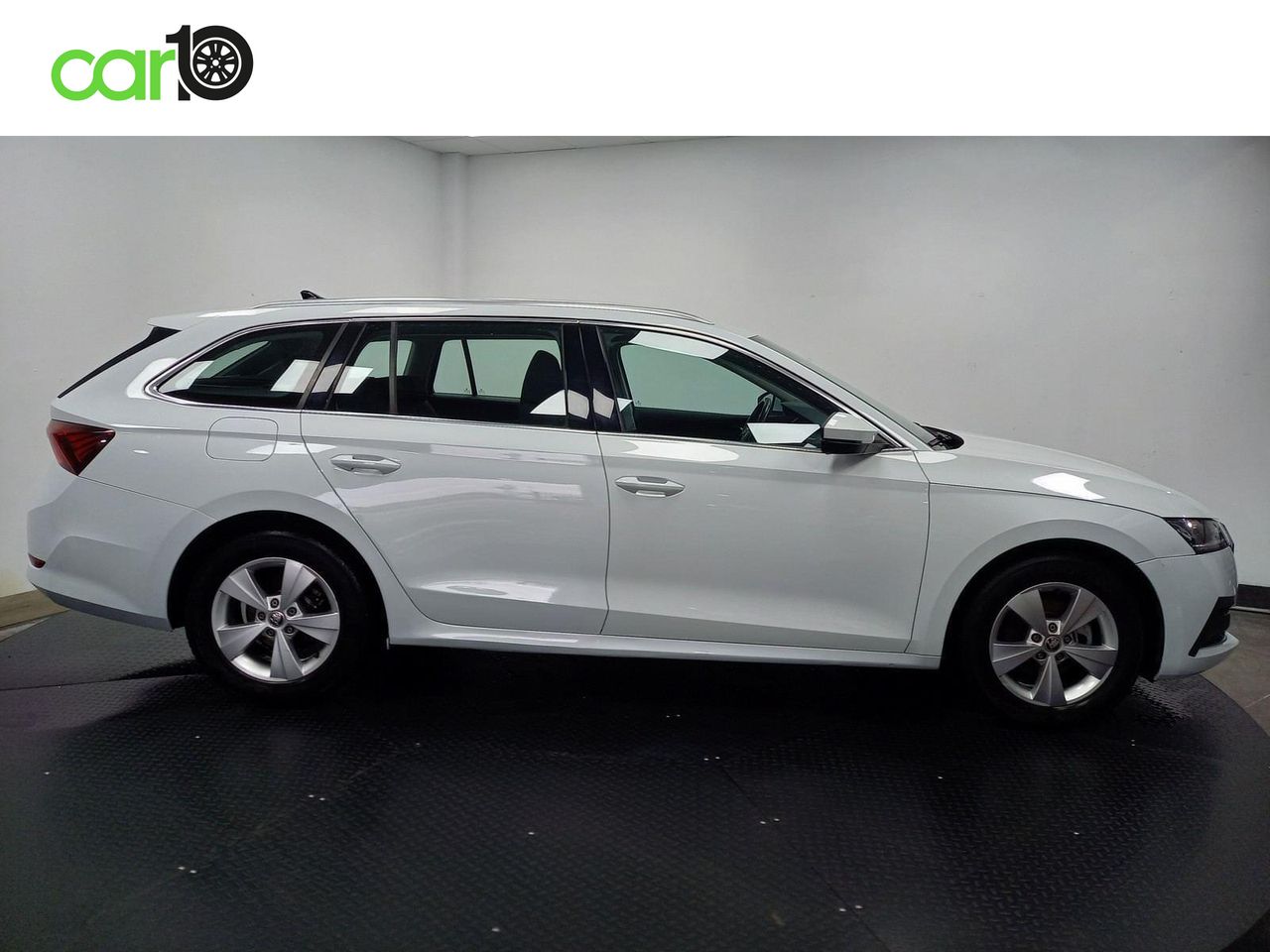 SKODA OCTAVIA Combi 1.0 TSI 81kW 110CV DSG MHEV Ambi.  - Foto 4