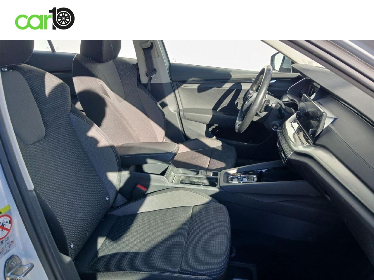 SKODA OCTAVIA Combi 1.0 TSI 81kW(110CV) DSG mHEV Ambi.  - Foto 7