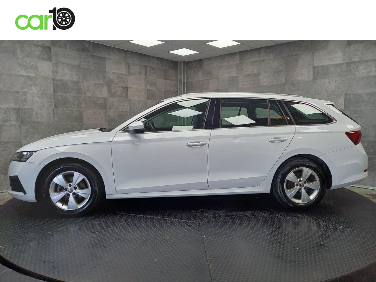 SKODA OCTAVIA Combi 1.0 TSI 81kW(110CV) DSG mHEV Ambi.  - Foto 7