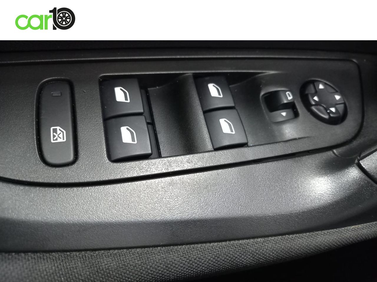 PEUGEOT 2008 todoterreno Active BlueHDI 100 S&S BVM6  - Foto 21