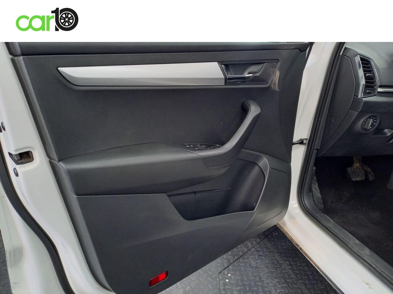 SKODA KAROQ 2.0 TDI 110kW (150CV) DSG 4X4 Ambition  - Foto 24