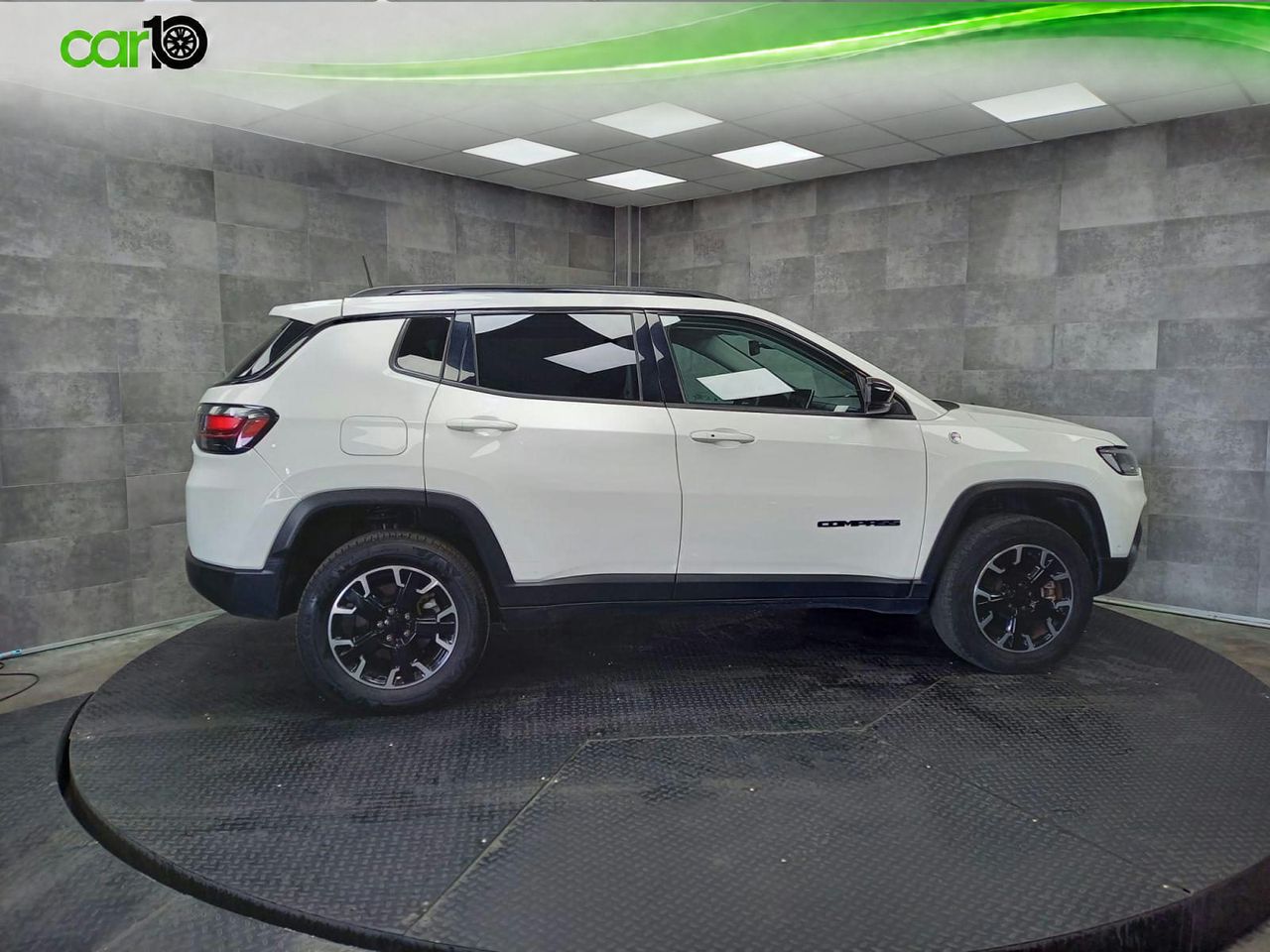 Jeep Compass 4Xe 1.3 PHEV 177kW Trailhawk AT AWD  - Foto 4