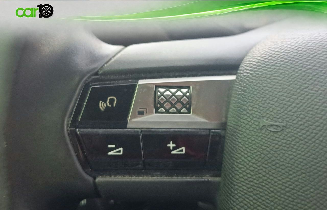 DS DS 3 Crossback BlueHDi 73 kW Manual CONNECTED CHIC  - Foto 18