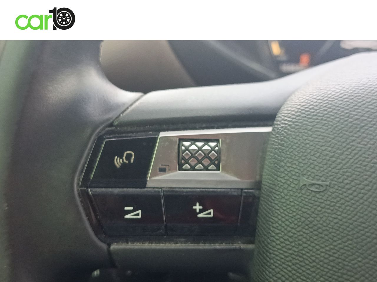 DS DS 3 Crossback BlueHDi 73 kW Manual CONNECTED CHIC  - Foto 17