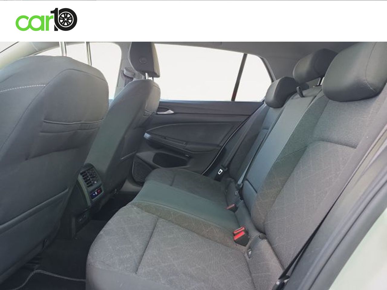 Volkswagen Golf Life 1.0 eTSI 81kW (110CV) DSG  - Foto 9