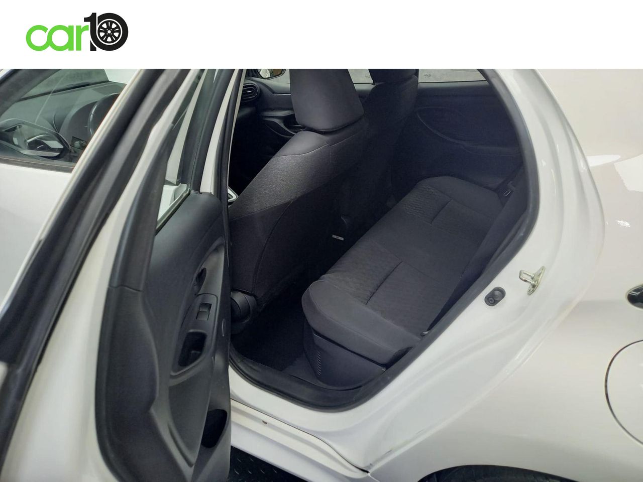 TOYOTA YARIS 1.5 120H ACTIVE TECH  - Foto 9
