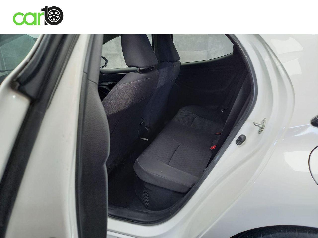 TOYOTA YARIS 1.5 120H ACTIVE TECH  - Foto 9