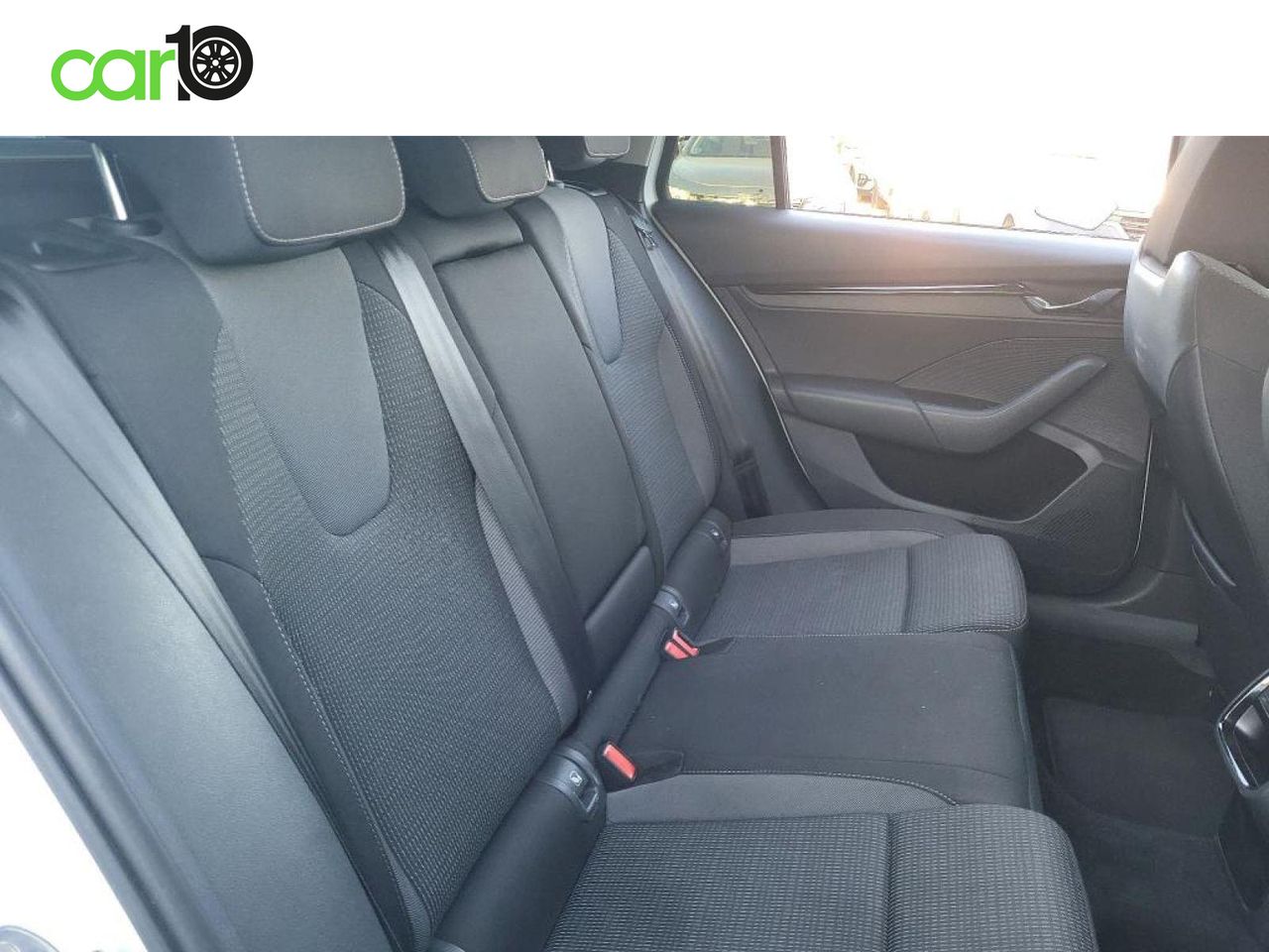 SKODA OCTAVIA Combi 1.0 TSI 81kW 110 CV DSG MHEV Ambi.  - Foto 7