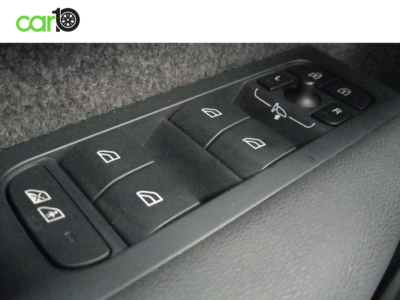 VOLVO XC40 1.5 T4 Recharge PHEV Core Auto 210 CV  - Foto 27