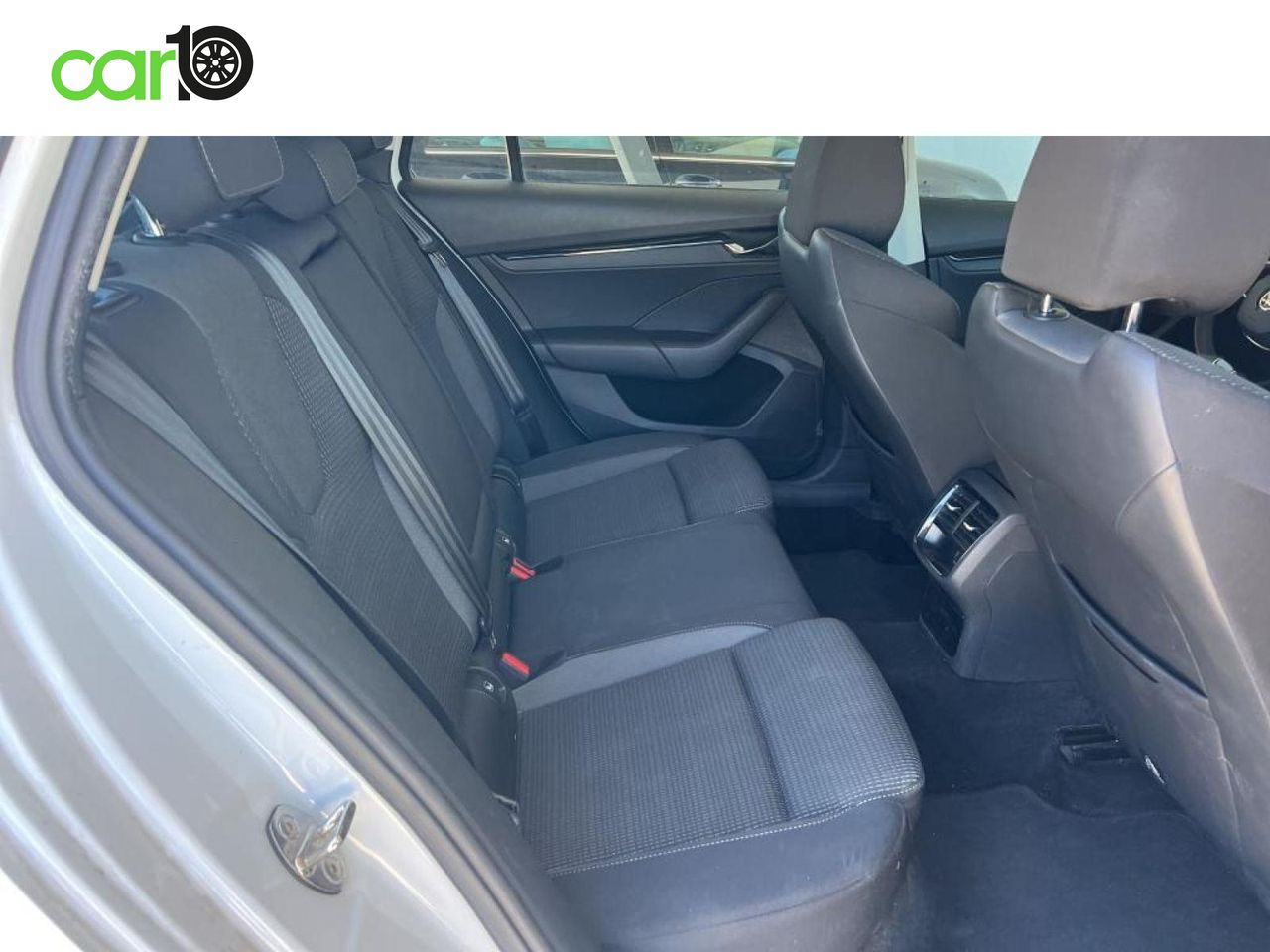 SKODA OCTAVIA 1.0 TSI 110 CV DSG MHEV Ambi.  - Foto 8